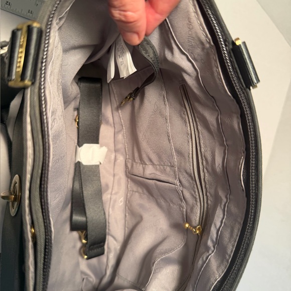 NWT Baggallini La Paz Tote in Gray with Goldtone Accents - Picture 8 of 13
